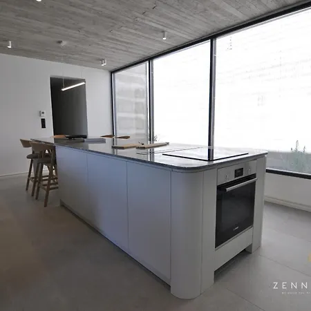 Leisure Gates 1 尼尔斯吉尼